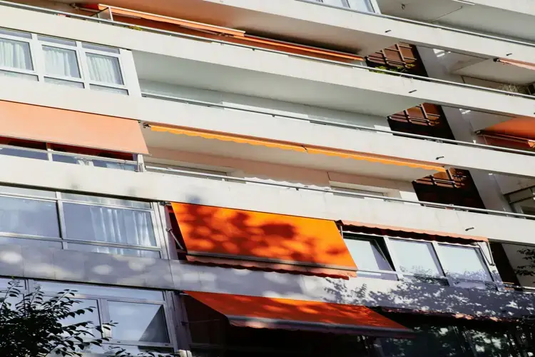 Residential awnings in Southampton and Hampshire for enhanced outdoor comfort and style.